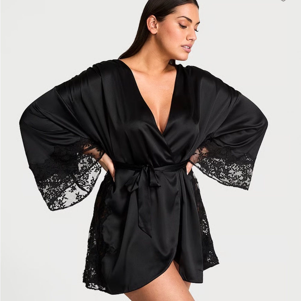 Victoria’s Secret Satin Lace Trim Robe Black XS/S Kimono Style Wrap Belt Lounge - Picture 2 of 10